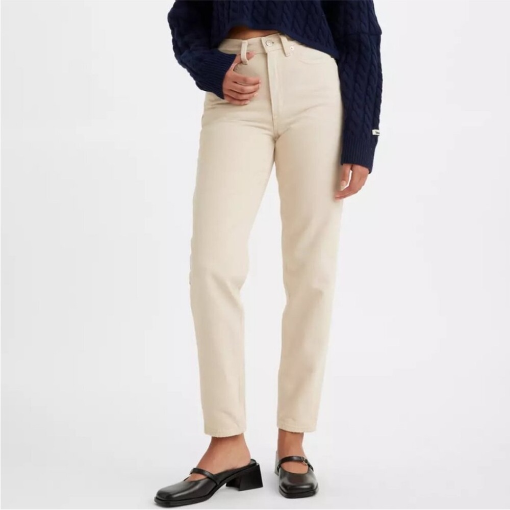 Levi's Women's High Rise Jeans in Cream